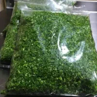 خورد کردن هویچ و سبزی