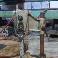 دریل دستی قلاویز‌ زن
