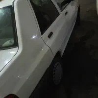 پراید بی رنگ