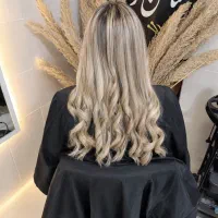 خدمات عروس وهمراهی