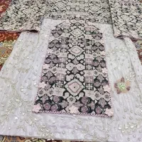 خیاط لباس بلوچی هستم