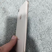 ایفون 8