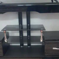 میز تلویزیون شیشه ای