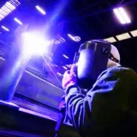 خدمات جوشکاری.