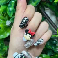 استخدام پرسنل ناخن کار حرفه ای