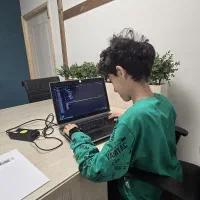 آموزش پایتون و طراحی سایت از صفر(آموزشگاه تکنوژ)