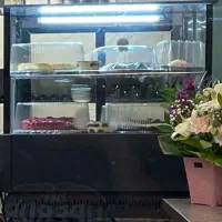 یخچال شو کیک در حد نو