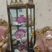 ویترین و ساعت