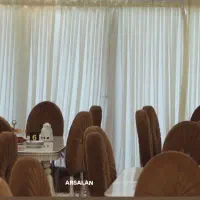 سالن شیک ومجهز اماده پذیرایی از جشن های شما