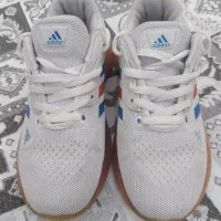 کتانی آدیداس