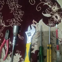 حدوده ۱۱ تا آچار و پیچ گوشتی