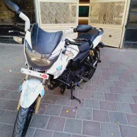 آپاچی180
