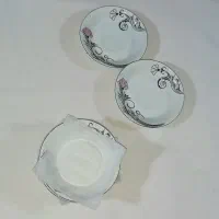 نعلبکیِ چینی نو (زیر استکان)