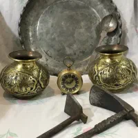 مجمع و ملاقه مسی قاجاری گلدان برنجی قلم رخ برجسته