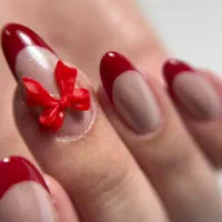 خدمات و آموزش تخصصی ناخن ( اکریلیک و ژل )