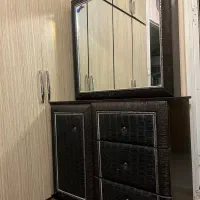 دروار اینه کنسول تخت