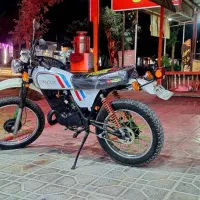 سوزوکیts125