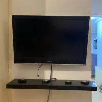 LED SONY BRAVIA 40' بهمرا براکت دیواری و شلف ایکیا