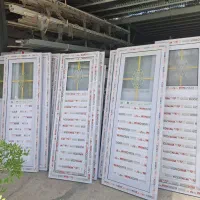 درب پیش ساخته PVC