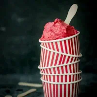 استخدام کارگرماهر در بستنی فروشی