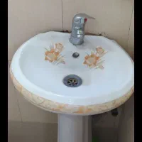 یک عدد روشویی سالم