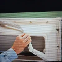 تعمیر و تعویض تخصثی نوار دور درب یخچال و گازگیری
