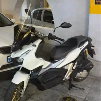 Honda Adv 150