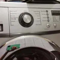 ماشین لباسشویی. ال ای دی. گاز فردار