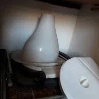 توالت فرنگی و لگن