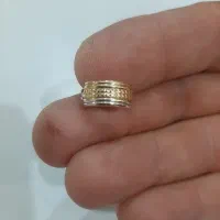 یک لنگه گوشواره گم شده مطابق عکس