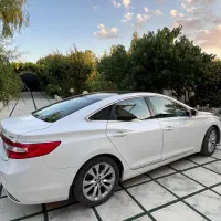 آزرا گرنجور ۲۰۱۲ سند تک برگ (آگهی شخصی)