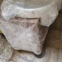 آینه و دراور و روشویی توالت