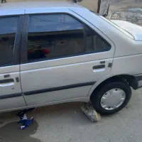 پژو۴۰۵ سیخ وسط اروپای داخل کرم