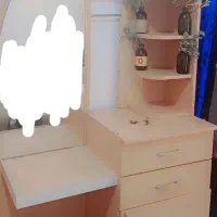 میز تحریر و ارایش