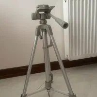 سه پایه دوربین عکاسی