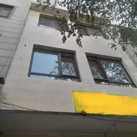 ۷۰ متر اداری / فلت / بر خیابان اصلی