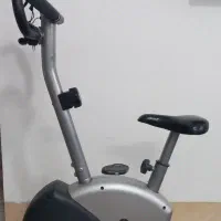 دوچرخه ثابت  ورزشی