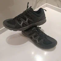 کفش کتانی اکو ۴۳