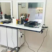 دکور ارایشگاه مردانه