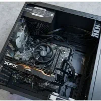 کیس گیمینگ و طراحی بسیار تمیز / RX 580 8GB / رم ۱۶
