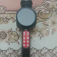 میکروفون بلوتوثی دارای قابلیت تغییر صدا و افکت.