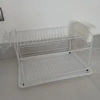 یک عدد اب چکان بالای ظرفشویی