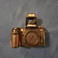 بدنه دوربین آنالوگ نیکون اف 80 (Nikon F80)|دوربین عکاسی و فیلم‌برداری|تهران, حکمت|دیوار