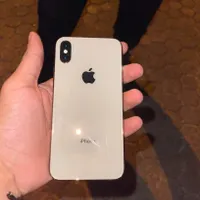 اپل iPhone XS با حافظهٔ ۲۵۶ گیگابایت