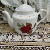 قوری چینی و شکرپاش