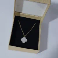 فروش گردنبند ونکلیف