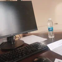 استخدام منشی  اقا یا خانم