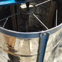 استراکتور.زنبور عسل.لوازم زنبورداری