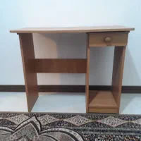 میز تحریر و سیستم
