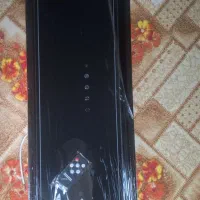 هود آشپزخانه ی نو تو کارتن وه تعدادی درب چوبی اتاق